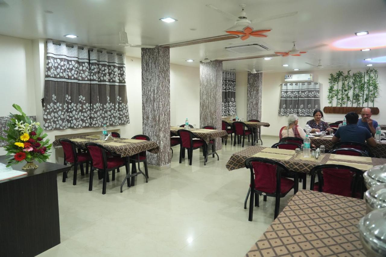 Hotel Avon International Aurangabad  Exterior foto