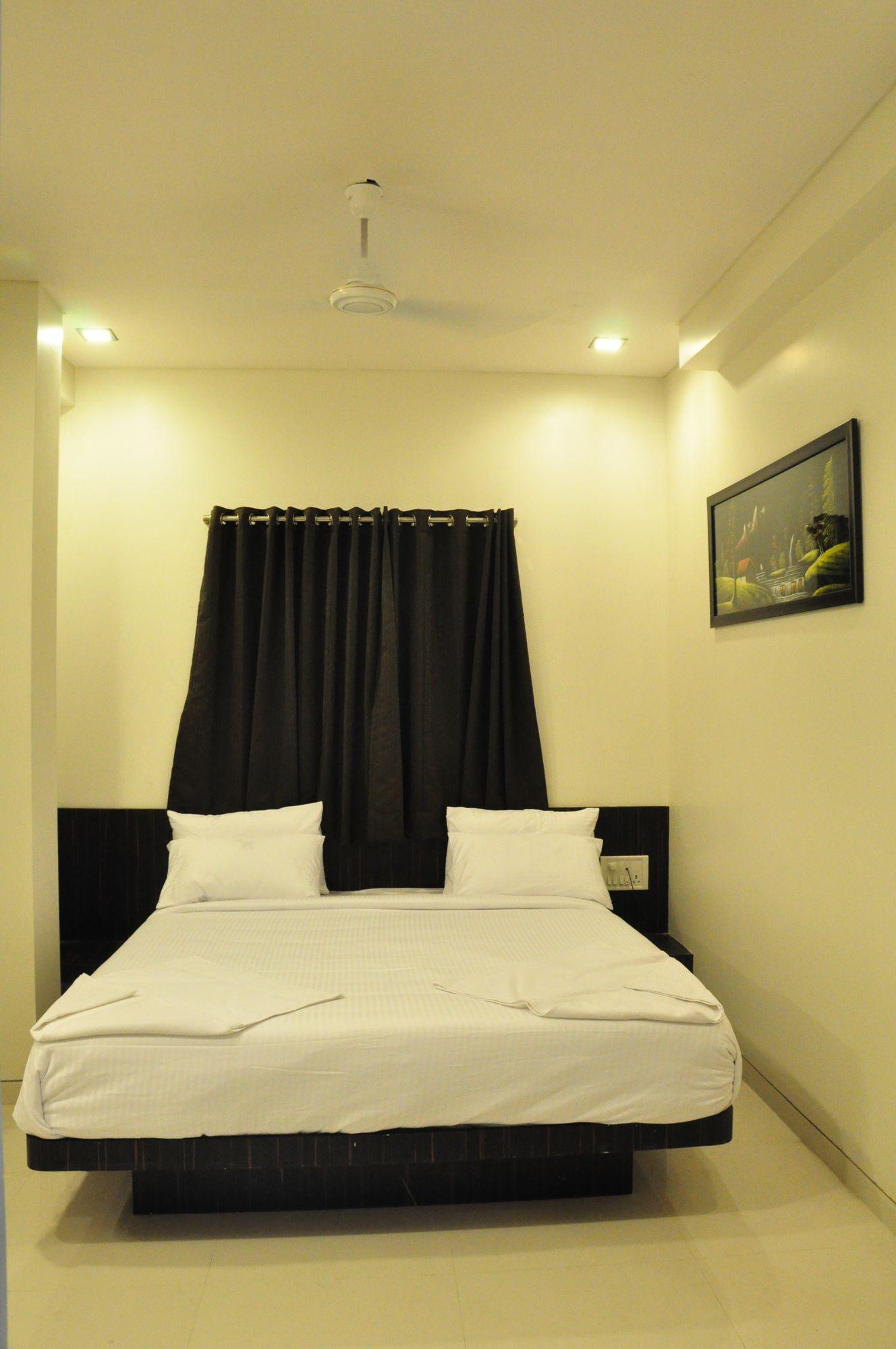 Hotel Avon International Aurangabad  Exterior foto